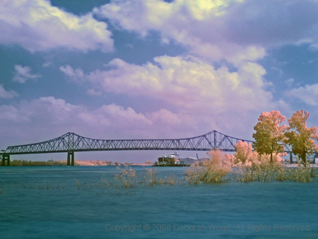 Ships on the river